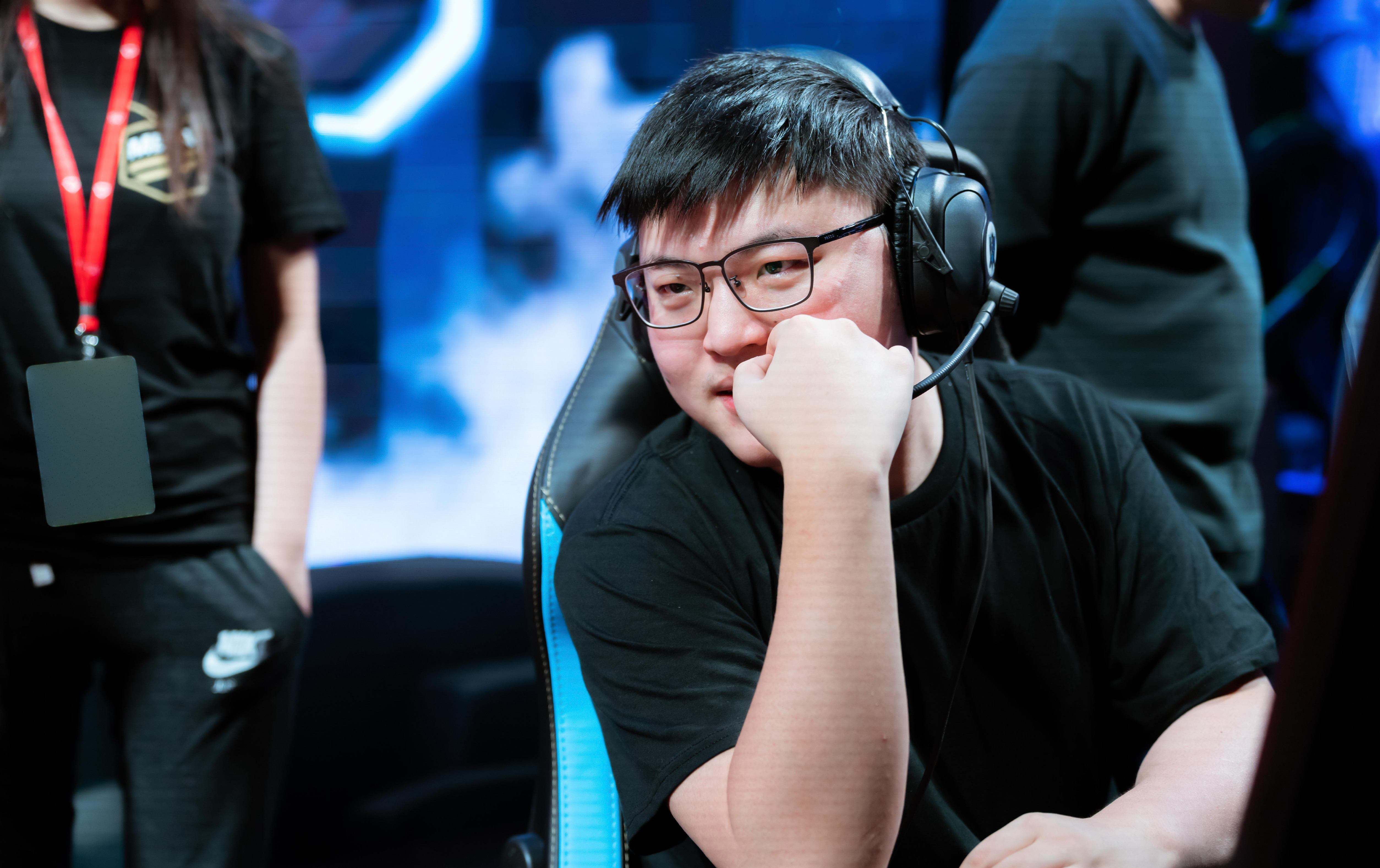 详细阅读:MILANSPORT-cba赛场冲突频现 MILANSPORT-cba赛场冲突频现